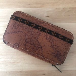 Patricia Nash wallet